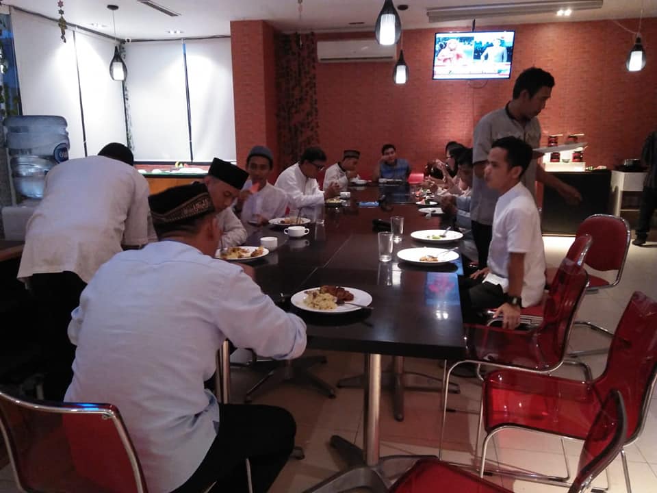 61253881 1771776479525482 444612158328668160 n